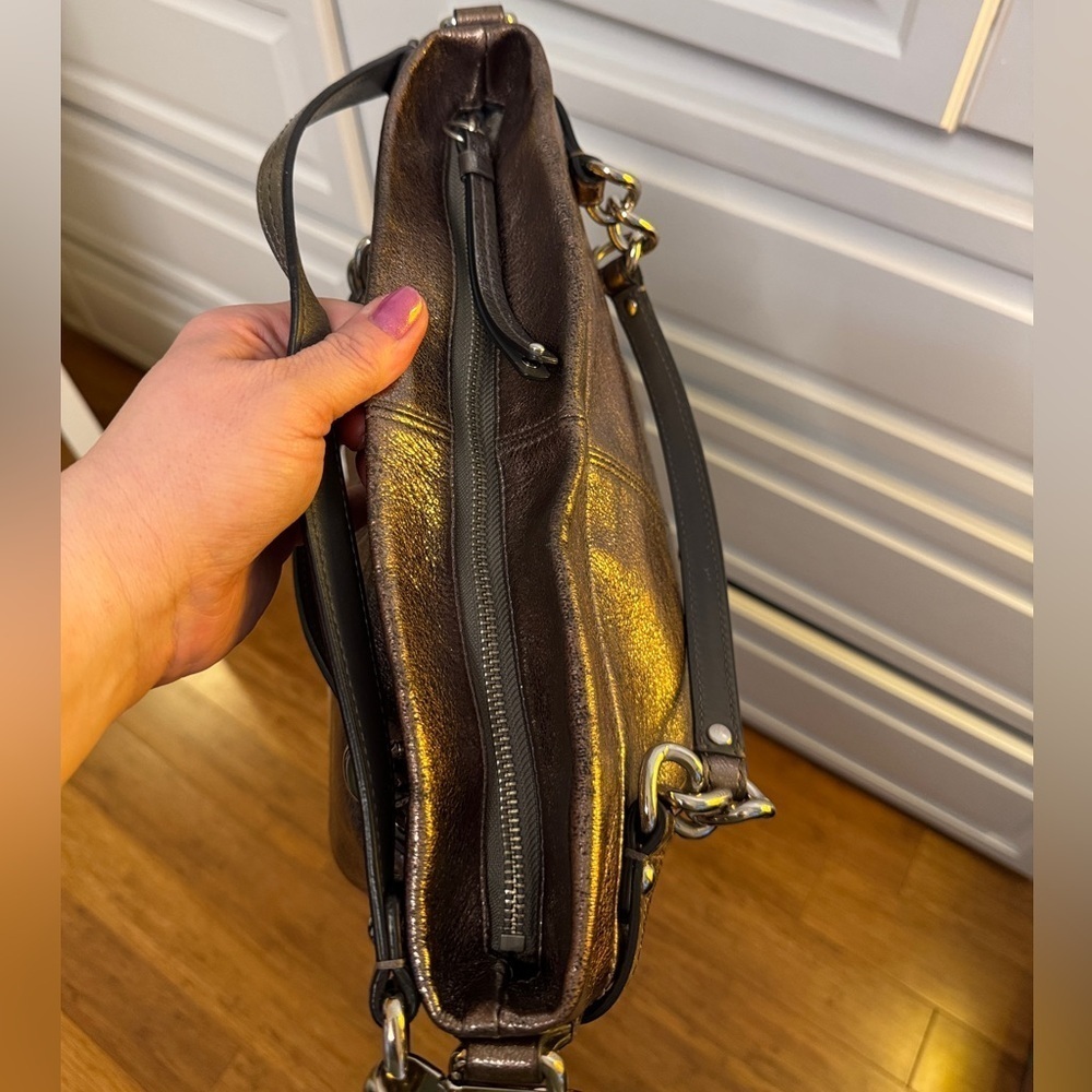 COACH ๐ฅ Brooke Leather Pewter Silver Metallic Hobo Bag Purse - Picture 6 of 9